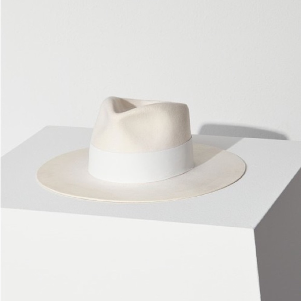 Janessa Leoné Layne Hat - Off White